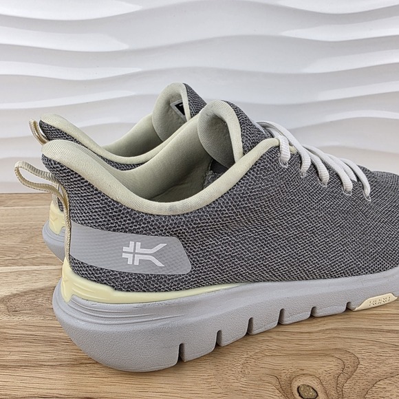Kuru Flex Via Sneakers Womens 8.5 Dove Gray Pale Lime Athletic Walking Shoes‎